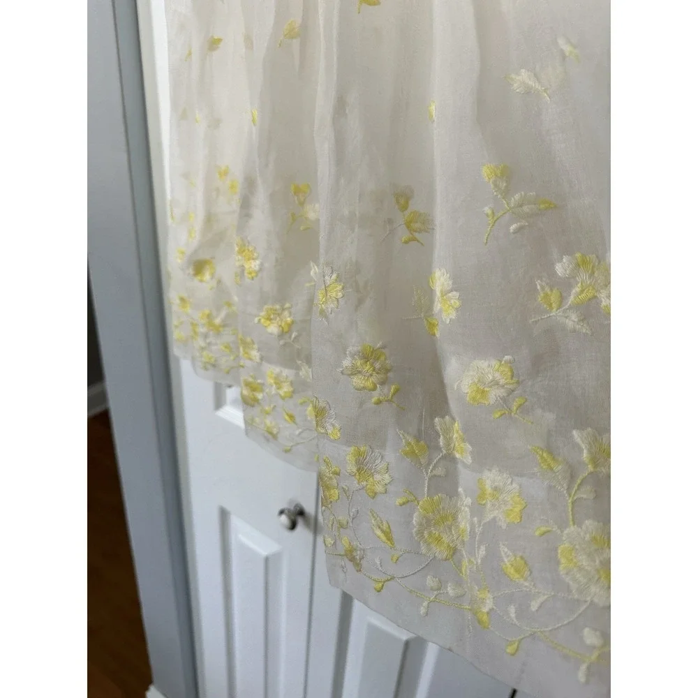 Vintage Half Apron sheer fabric Embroidered Floral